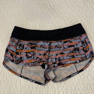 Lululemon speed up shorts 2 1/2 inch